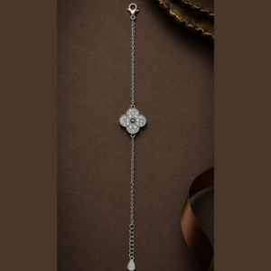 ivory radiance clover bracelet